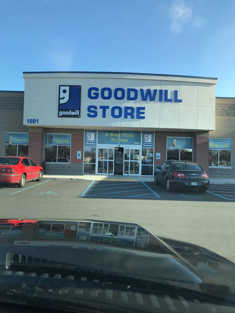 GOODWILL STORE - Updated February 2026 - 1601 W 45th St, Griffith ...