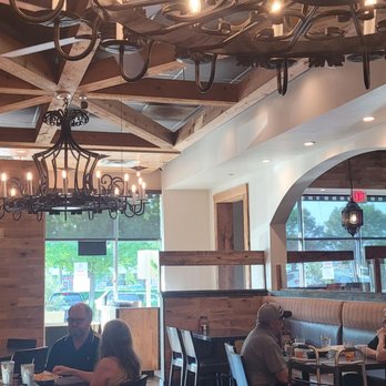 Cristina's Fine Mexican Restaurant - dining area - Tex-Mex Near Me - Carrollton, Texas Cristina's Fine Mexican Restaurant - dining area - Tex-Mex Near Me - Carrollton, Texas