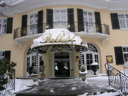 Parkhotel Adler by null
