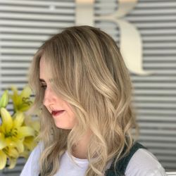 Rua Salon - color n cut done by Richard
follow on ins @createbyrich
