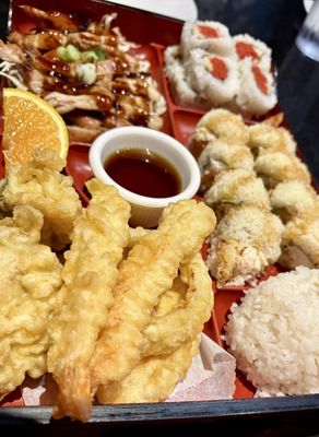 Yamariki Sushi by null