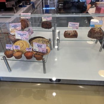 Bake Sum - Limited selection but quality  quantity - Desserts Near Me - Oakland, California