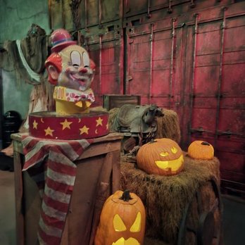 Universal Horror Unleashed - Haunted Houses Near Me - Las Vegas, Nevada Universal Horror Unleashed - Haunted Houses Near Me - Las Vegas, Nevada