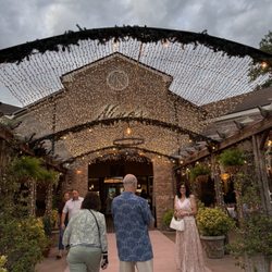 Nino's Cucina Italiana - Front walkway in with beautiful lights.