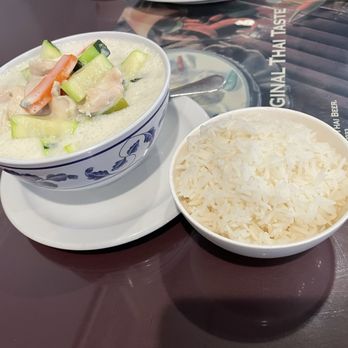 Tea Garden Restaurant - Green chicken curry - Thai Near Me - Yakima, Washington Tea Garden Restaurant - Green chicken curry - Thai Near Me - Yakima, Washington