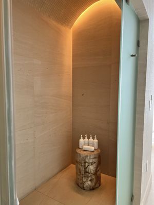 AWAY Spa by null