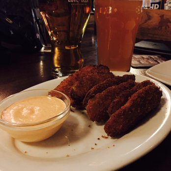 Elephant & Castle - Fried pickles - Pubs Near Me - Chicago, Illinois