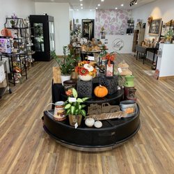 Sha'e Lynn Floral & Gifts