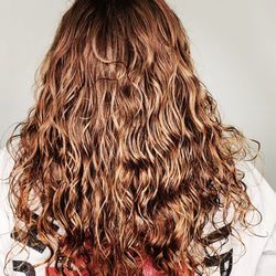 Andrea Reyes Salon - Call today
