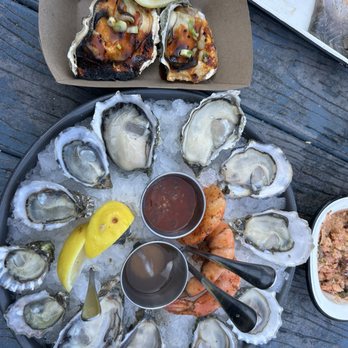 Taylor Shellfish Farms - Seafood Markets Near Me - Bow, Washington Taylor Shellfish Farms - Seafood Markets Near Me - Bow, Washington