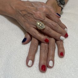 Odyssey Pedispa - Lara's gel mani by Steven