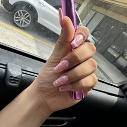 Mi Nails