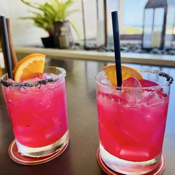 Solera - Hibiscus Margaritas - Lounges Near Me - Honolulu, Hawaii