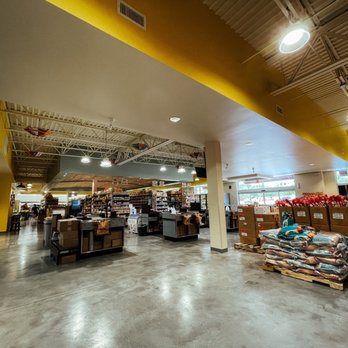 Bombay Central - Interior - International Grocery Near Me - Morrisville, North Carolina