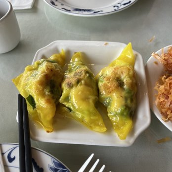 Lucky House - Golden Shrimp & Chive Dumpling - Dim Sum Near Me - Kent, Washington Lucky House - Golden Shrimp & Chive Dumpling - Dim Sum Near Me - Kent, Washington