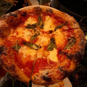 Che Fico Parco Menlo - Margherita Pizza - Italian Near Me - Menlo Park, California Che Fico Parco Menlo - Margherita Pizza - Italian Near Me - Menlo Park, California
