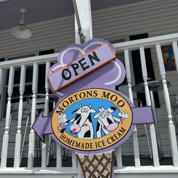 Mortons Moo Homemade Ice Cream - Ice Cream & Frozen Yogurt Near Me - Ellsworth, Maine Mortons Moo Homemade Ice Cream - Ice Cream & Frozen Yogurt Near Me - Ellsworth, Maine