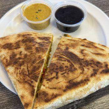 Appu's Turmeric Cafe - Desi Quesaritta - Vegetarian Near Me - Long Beach, California
