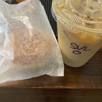 Reanimator Coffee - Beignet doughnut and salted vanilla latte - Coffee & Tea Near Me - Philadelphia, Pennsylvania Reanimator Coffee - Beignet doughnut and salted vanilla latte - Coffee & Tea Near Me - Philadelphia, Pennsylvania
