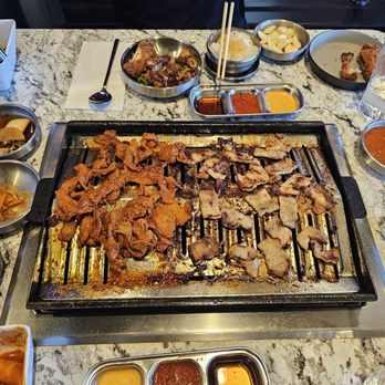 Gogi Friends - Spicy Pork Bulgogi and Garlic Pork Belly - Korean Near Me - Alexandria, Virginia
