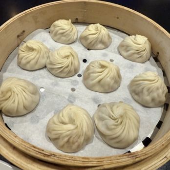 Din Tai Fung - Kurobuta Pork Xiao Long Bao (10 each) - Taiwanese Near Me - Seattle, Washington Din Tai Fung - Kurobuta Pork Xiao Long Bao (10 each) - Taiwanese Near Me - Seattle, Washington
