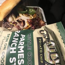 Gauci Golf Resort - Smash burger