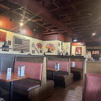 Famous Dave's Bar-B-Que - Dining Area - Barbeque Near Me - Columbia, Maryland Famous Dave's Bar-B-Que - Dining Area - Barbeque Near Me - Columbia, Maryland