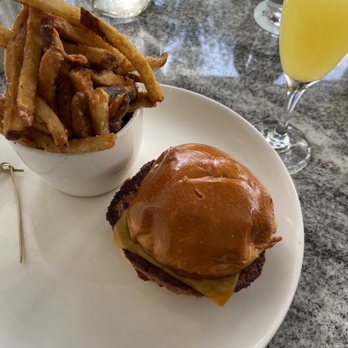 Moxies - Impossible Burger and Mimosa - Cocktail Bars Near Me - Houston, Texas Moxies - Impossible Burger and Mimosa - Cocktail Bars Near Me - Houston, Texas