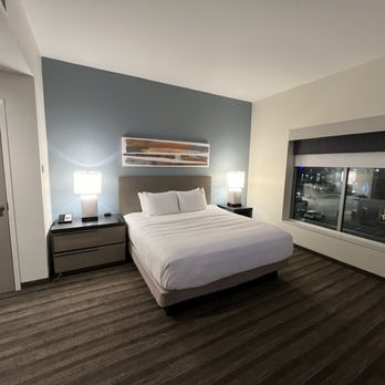 Hyatt Place Fishers - Bedroom - Hotels Near Me - Fishers, Indiana Hyatt Place Fishers - Bedroom - Hotels Near Me - Fishers, Indiana