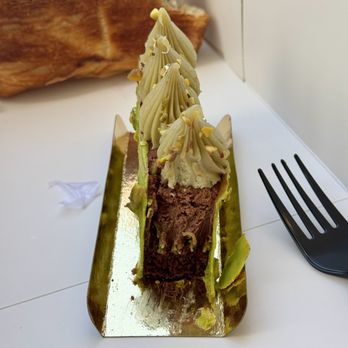 Artelice Patisserie - Patisserie/Cake Shop Near Me - Burbank, California Artelice Patisserie - Patisserie/Cake Shop Near Me - Burbank, California