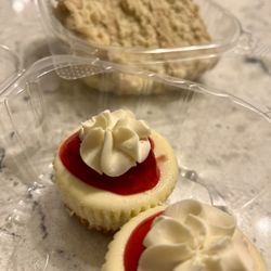 Cakes etc By Cindy - Caramel cake and mini cheesecakes