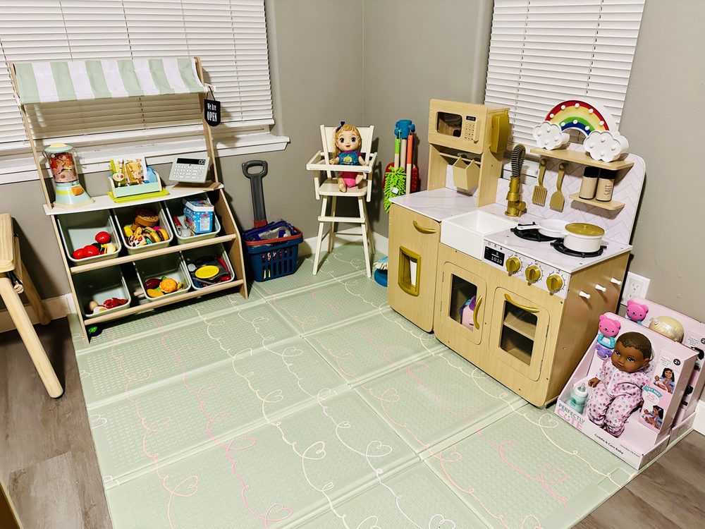 Happy Hearts Bilingual Daycare - childcare center in Salem, OR