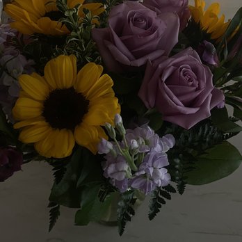 Welke's Florist - Florists Near Me - Elm Grove, Wisconsin