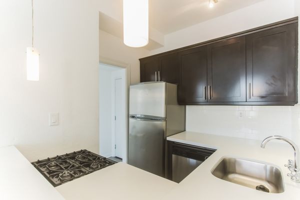 Hollywood Tower Apartments by null