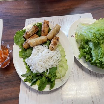 Pho To-Chau Vietnamese Restaurant - Spring roll order - Vietnamese Near Me - Honolulu, Hawaii Pho To-Chau Vietnamese Restaurant - Spring roll order - Vietnamese Near Me - Honolulu, Hawaii