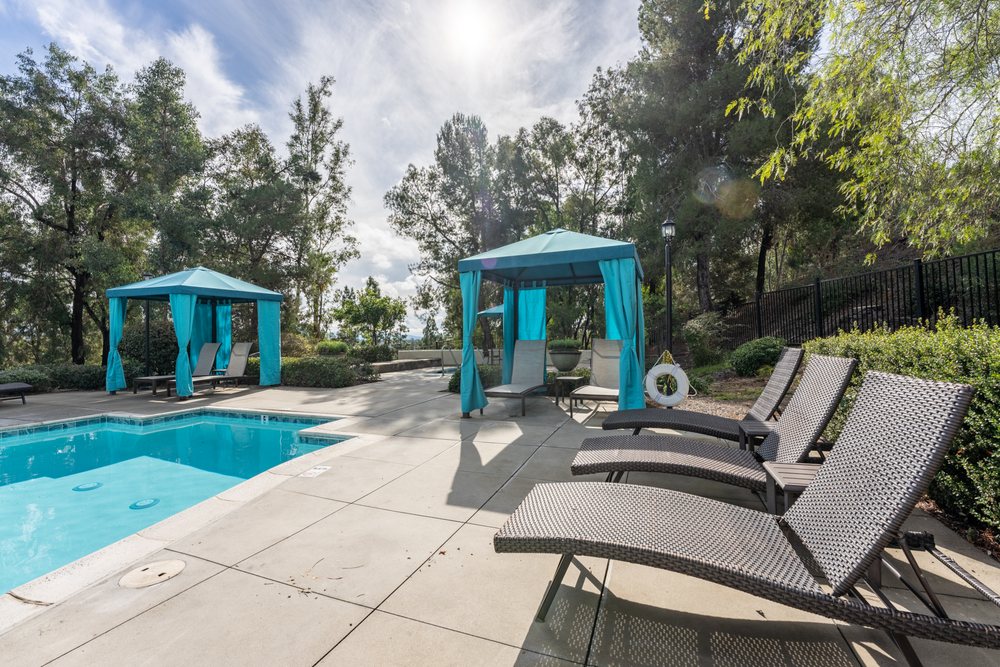 ALTA VISTA APARTMENTS Updated October 2024 56 Photos & 38 Reviews