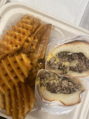 Cal’s Fried Chicken and Burgers by null