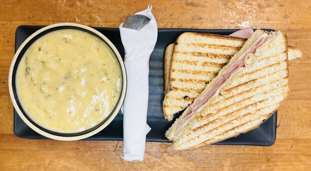 Auntie Ray's Coffeehouse