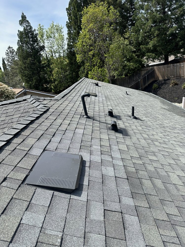 Slide of Bardo Ramirez Roofing