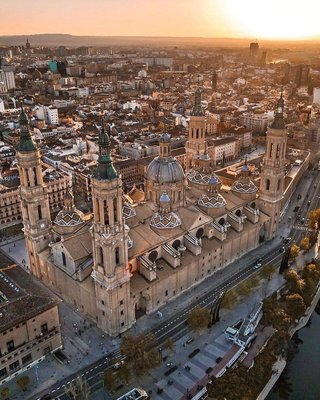 Cathedral-Basilica of Our Lady of the Pillar by null
