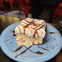 Tequila Revolución - Tres leches