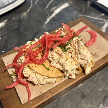 Willi's Wine Bar - Curried Crab Tacos - Wine Bars Near Me - Santa Rosa, California Willi's Wine Bar - Curried Crab Tacos - Wine Bars Near Me - Santa Rosa, California