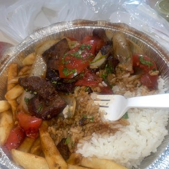 Con Sabor A Peru - Lomo Saltado - Latin American Near Me - Clifton, New Jersey Con Sabor A Peru - Lomo Saltado - Latin American Near Me - Clifton, New Jersey