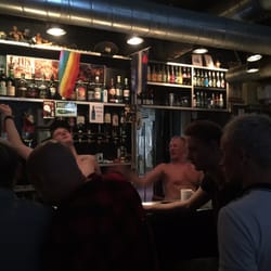 Men's Bar