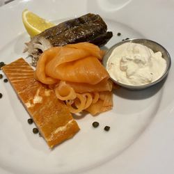 Crabshakk - Smoked fish plate