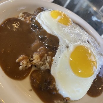 Liliha Bakery - Bakeries Near Me - Honolulu, Hawaii