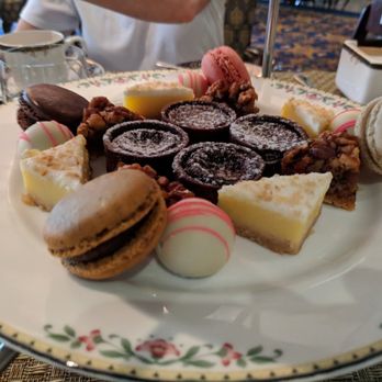 Fairview Dining Room - New American Near Me - Durham, North Carolina