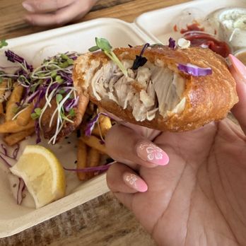 Shibiz - Delicious Beer Battered Ahi Belly - Desserts Near Me - Kahului, Hawaii
