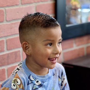 Mio Sole Barbershop - He digs the cut..+3000 Aura - Barbers Near Me - Chino, California Mio Sole Barbershop - He digs the cut..+3000 Aura - Barbers Near Me - Chino, California