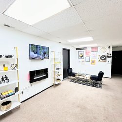 Mogul Life Business Center